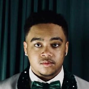 Kevelin Jones III Headshot 5 of 6