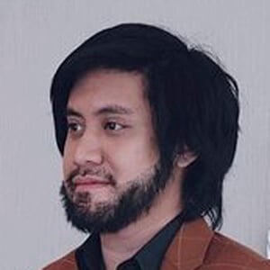 Kevin Aprilio Headshot 3 of 6