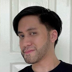 Kevin Aprilio Headshot 6 of 6