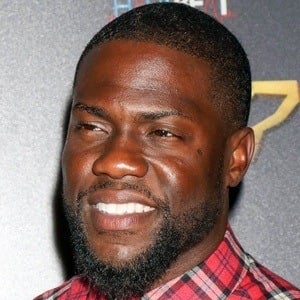 Kevin Hart - Age, Family, Bio | Famous Birthdays