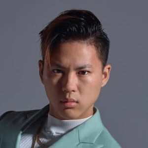 Kevin Li Headshot 6 of 6