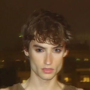 kevlieeeee Headshot 3 of 5