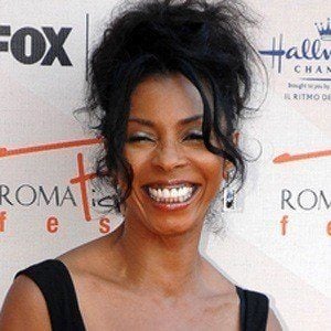 Khandi Alexander - Bio, Family, Trivia | Famous Birthdays