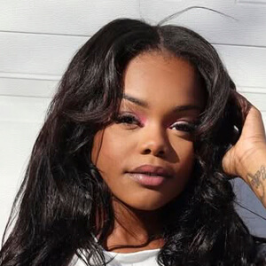 Kiaya Elliott Headshot 3 of 6
