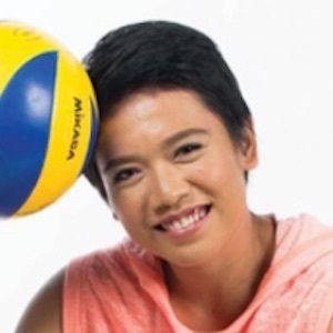 Kim Fajardo Headshot 7 of 10