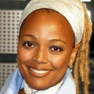 Kim Fields at age 33