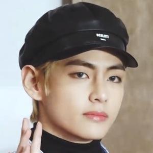 Kim Taehyung Headshot 5 of 5