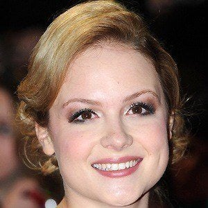 Kimberley Nixon Headshot 2 of 7