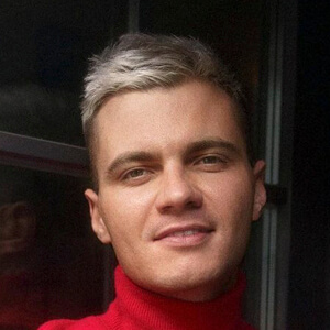 Kirill Didenok Headshot 5 of 6