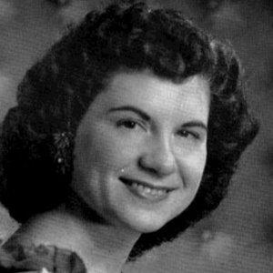 Kitty Wells Headshot 3 of 5