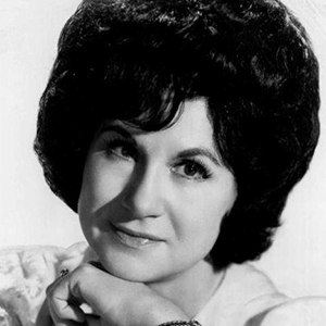 Kitty Wells Headshot 5 of 5