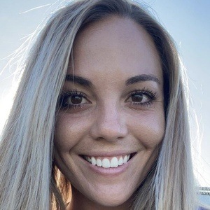 kkgons Headshot 2 of 10
