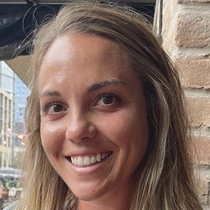 kkgons Headshot 5 of 10