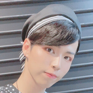 クラッドネス Headshot
