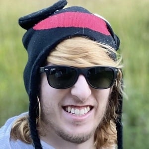 KreekCraft - Age, Family, Bio | Famous Birthdays