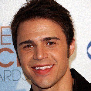 Kris Allen Headshot 5 of 7