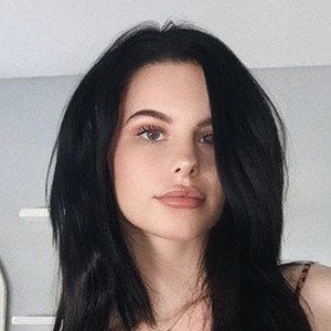 Livia Moonchild Headshot 2 of 10