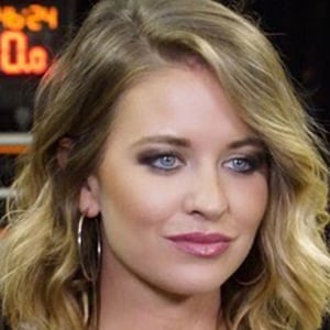 Kristen Ledlow Headshot 6 of 6