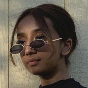 Krithi Srinivas Headshot 6 of 10