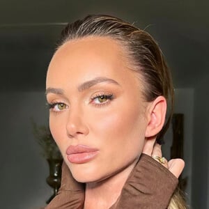 Ksenia Tarantul Headshot 2 of 6