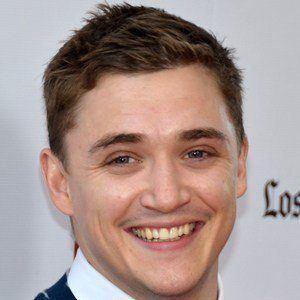 Kyle Gallner Headshot 3 of 8