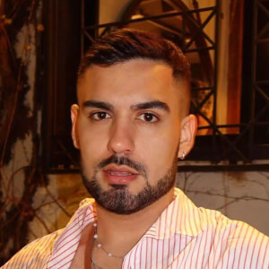 Léo Borges Headshot 3 of 3