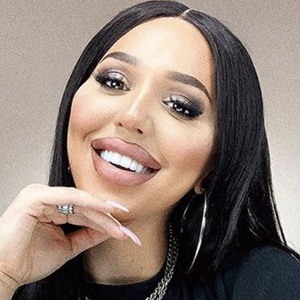 La demi transgender
