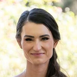 Lacey Dunn Headshot 6 of 6