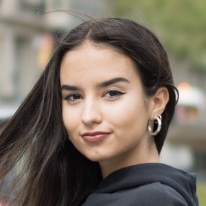 Laia Fidalgo Vega Headshot 5 of 9