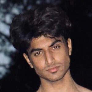 Lakshya Suri Headshot 4 of 10