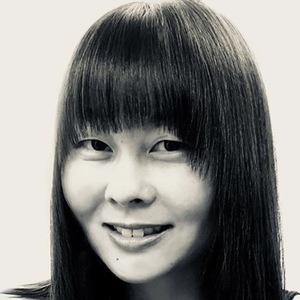 Lang Leav Headshot 2 of 6