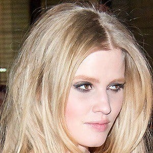 Lara Stone at age 28