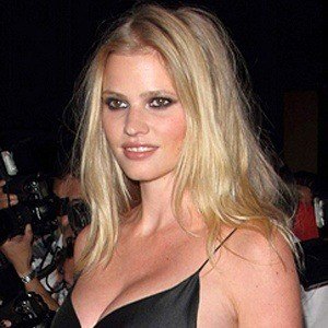 Lara Stone at age 28