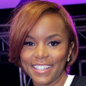 LaTavia Roberson - Bio, Family, Trivia | Famous Birthdays