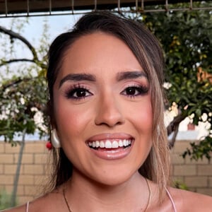 Laura Estrada Headshot 2 of 2