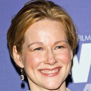 Laura Linney - Bio, Family, Trivia | Famous Birthdays