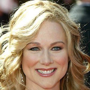 Laura Linney - Bio, Family, Trivia | Famous Birthdays