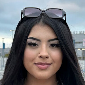 Laura Pantoja at age 19