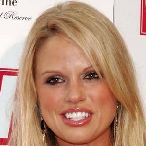 Lauren Anderson - Bio, Family, Trivia | Famous Birthdays
