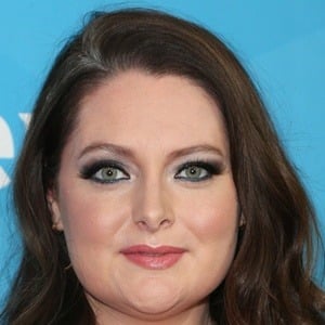 Lauren Ash Headshot 6 of 10