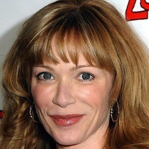 Lauren Holly Headshot 5 of 10