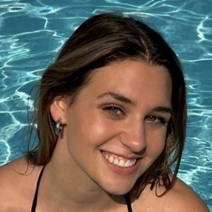 Lauren Mochen at age 19