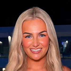 Lauren Murtagh Headshot 4 of 5