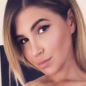 Lauren Pisciotta Headshot 10 of 10