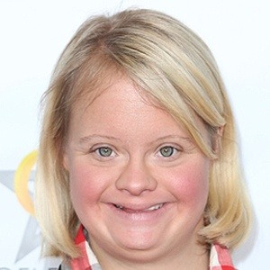 Lauren Potter Headshot 9 of 10