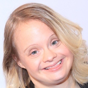 Lauren Potter Headshot 10 of 10