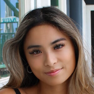 Lauren Tong Headshot 2 of 13