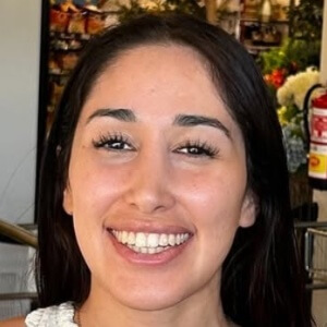 lavidadelasol Headshot 2 of 4