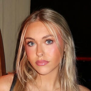 Leahana Steinel Headshot 5 of 6