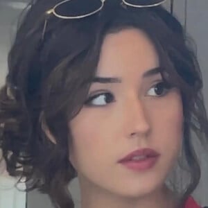 Leila Ponce Headshot 7 of 9